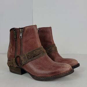 Very Volatile Yokel Leather Women's Ankle   Boot